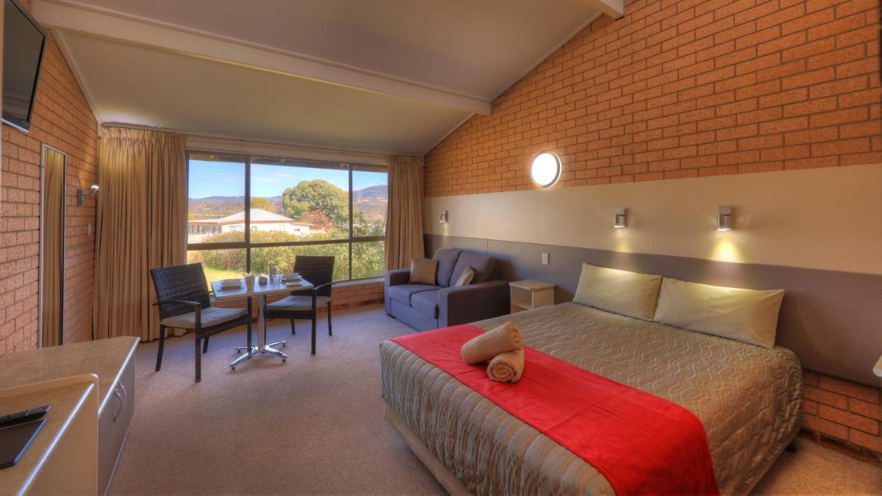 Tenterfield Motor Inn Екстер'єр фото
